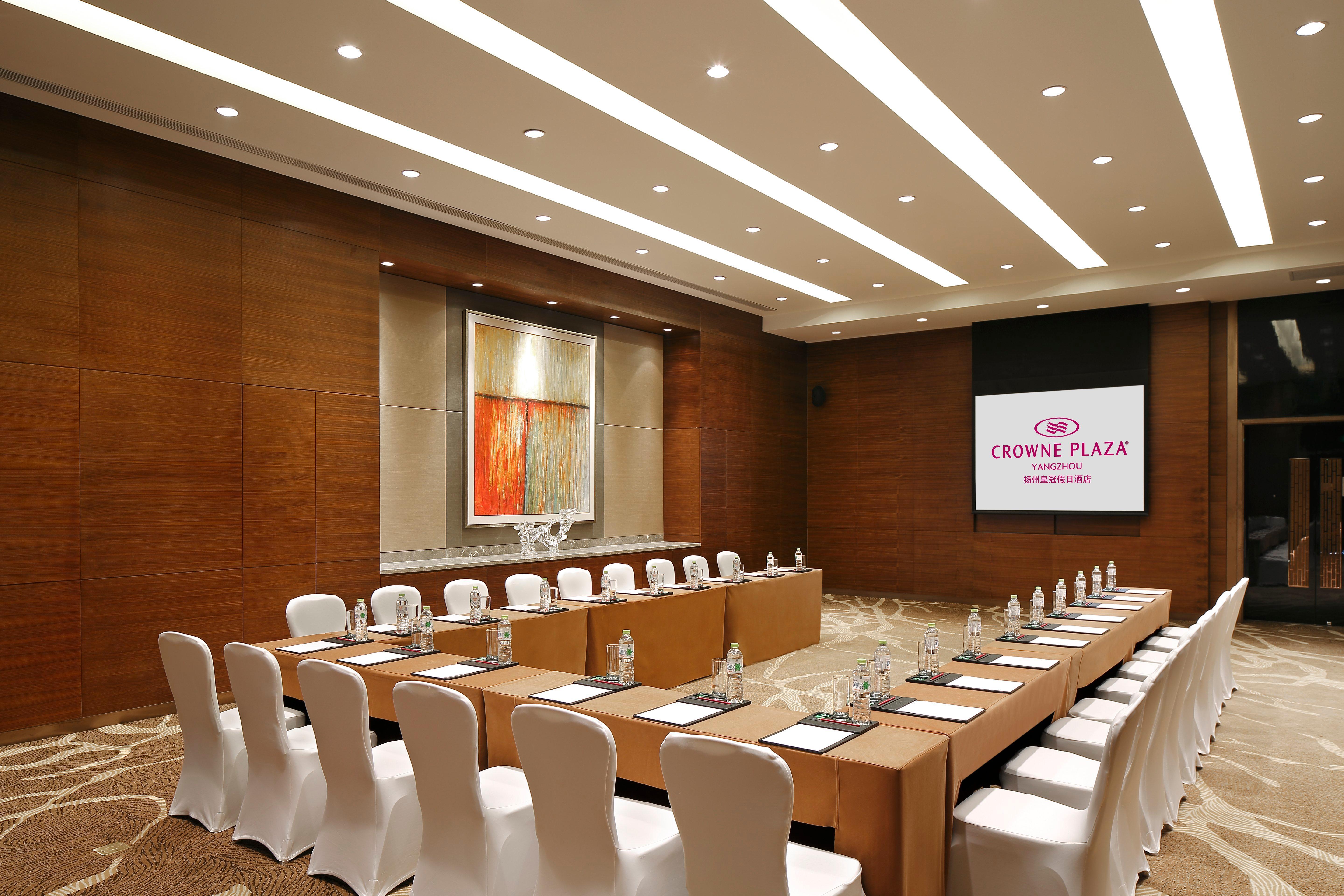 Crowne Plaza Yangzhou By Ihg Hotel ภายนอก รูปภาพ