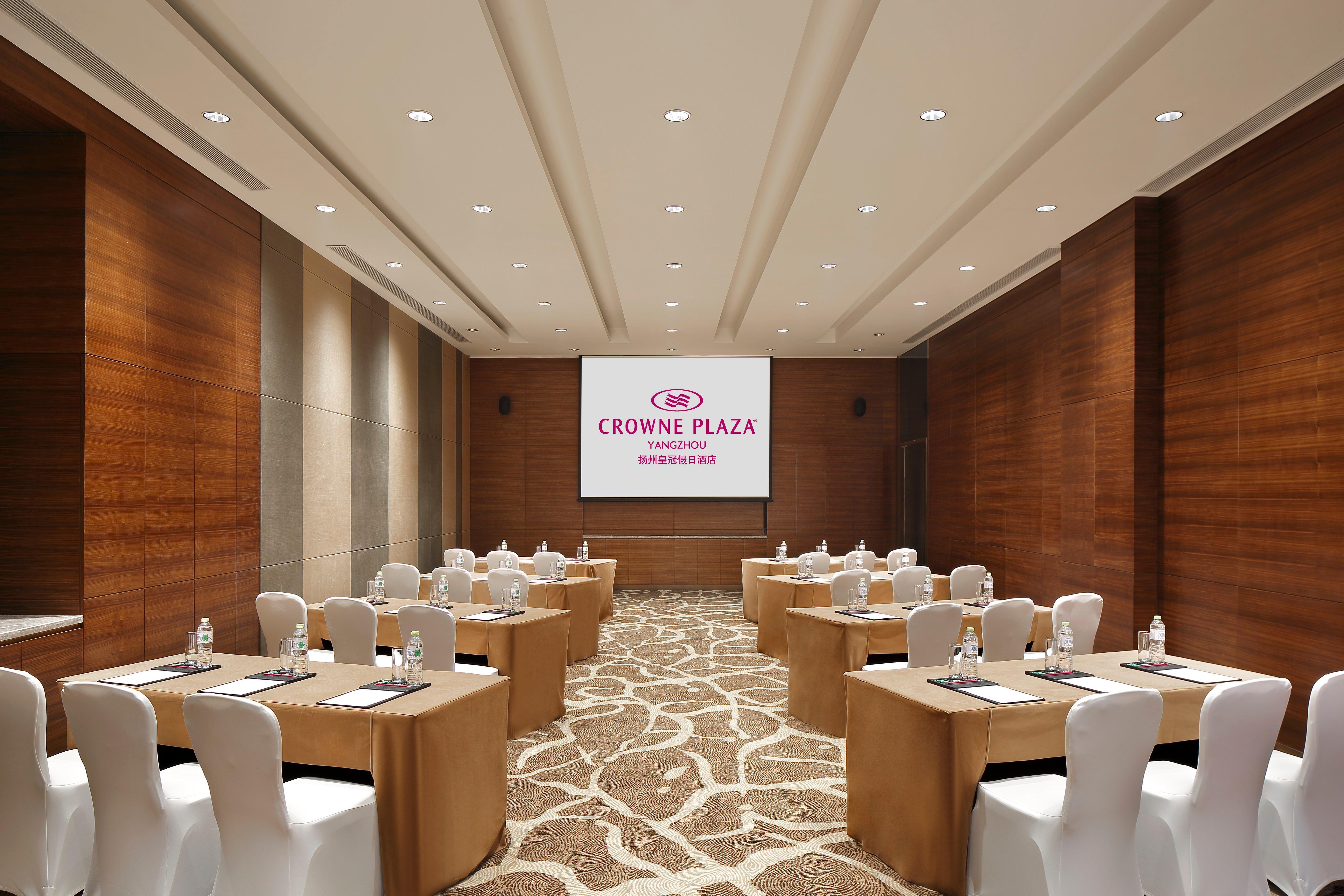 Crowne Plaza Yangzhou By Ihg Hotel ภายนอก รูปภาพ