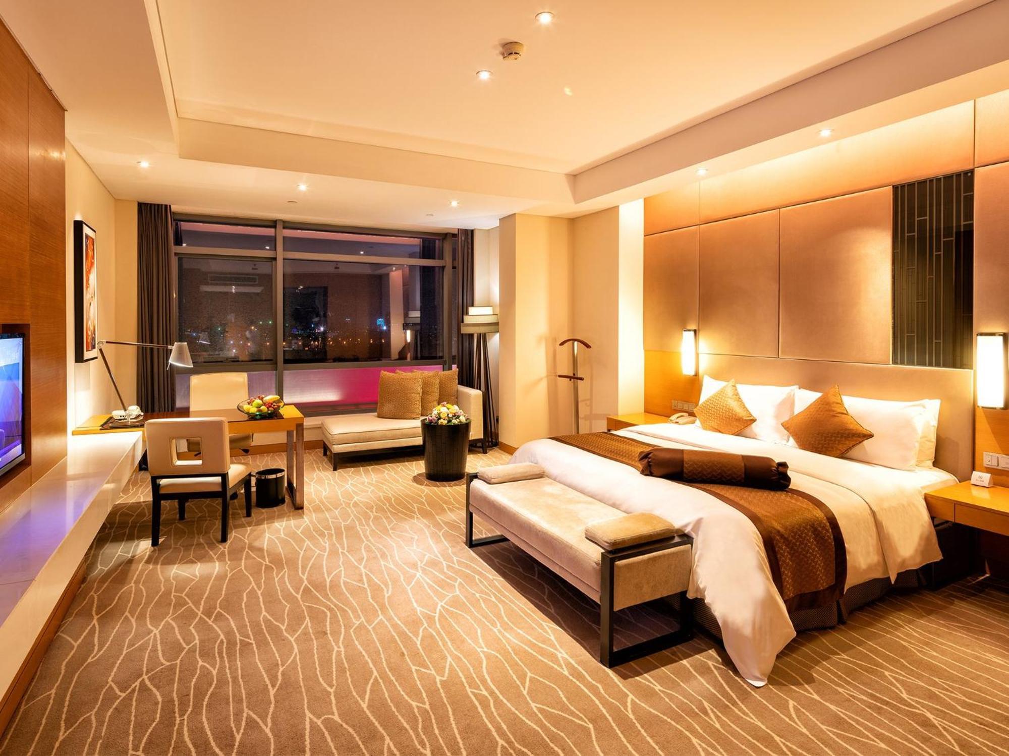 Crowne Plaza Yangzhou By Ihg Hotel ภายนอก รูปภาพ