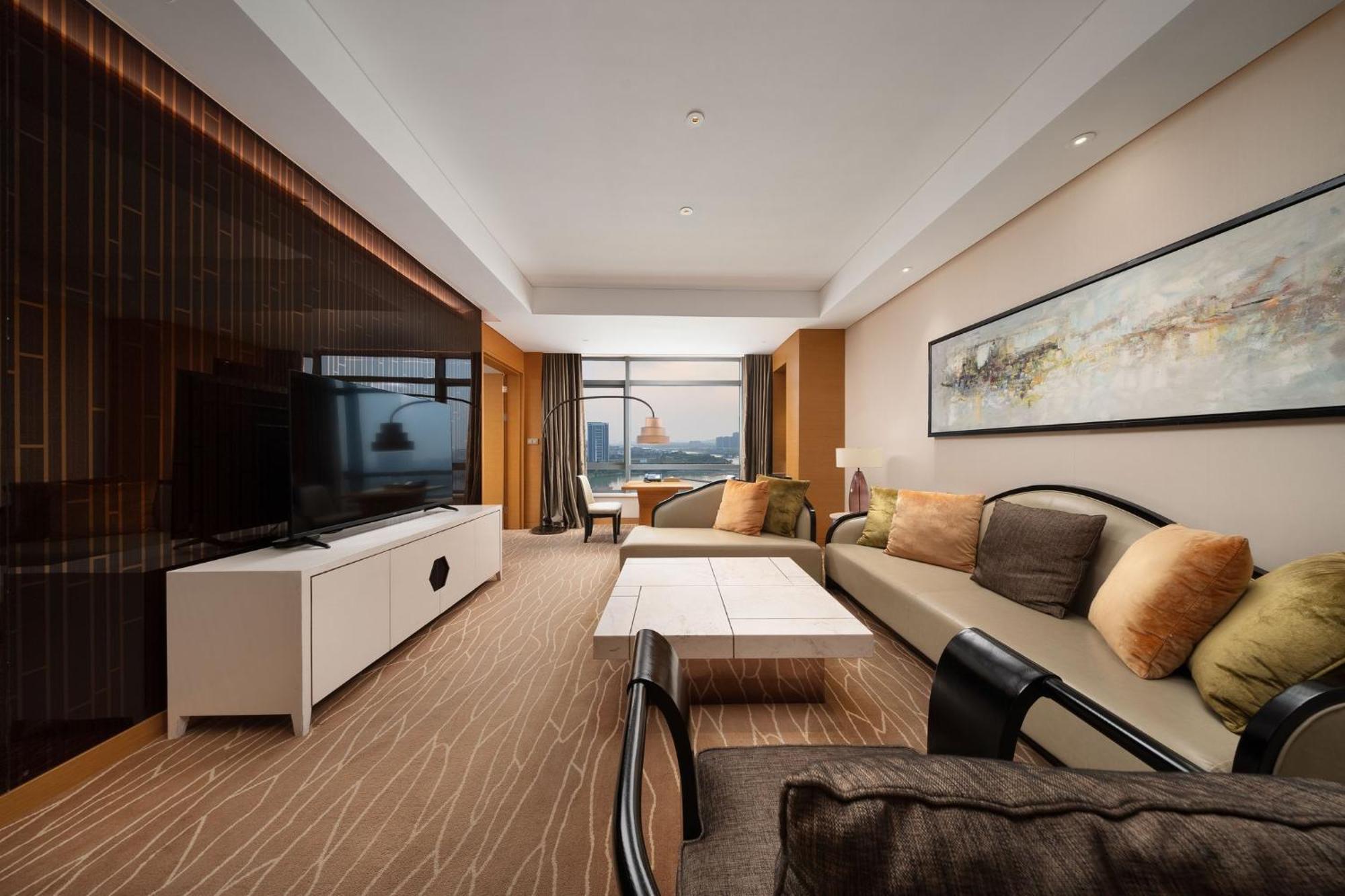 Crowne Plaza Yangzhou By Ihg Hotel ภายนอก รูปภาพ